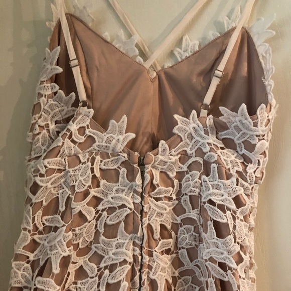 Hello Molly white/nude dress - Picture 4 of 8